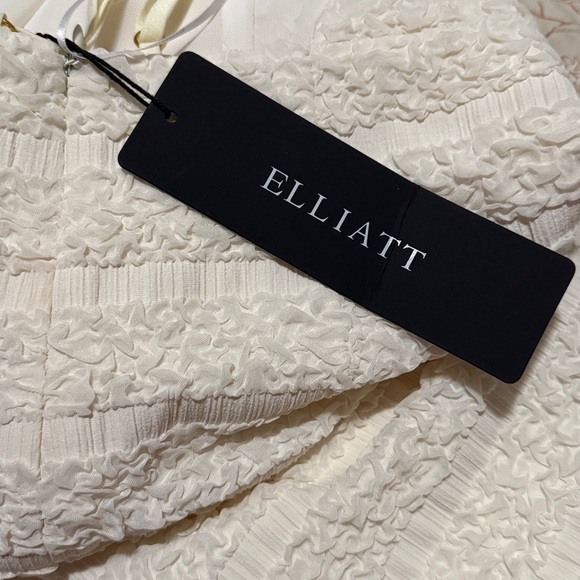 ELLIATT
Ravish Textured Stripe
Open Back Dress In Ivory - Picture 6 of 10